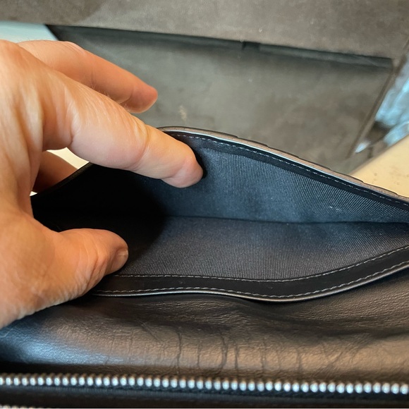 Burberry black leather long wallet - Picture 14 of 16